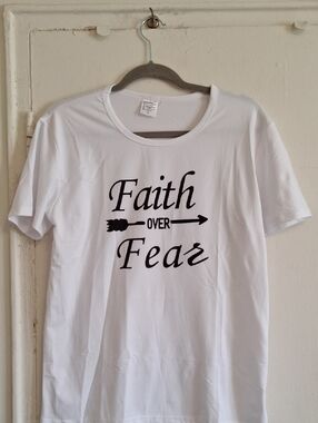 Faith Over Fear White Graphic Tee